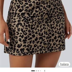 HALARA Animal Print Mini Skirt - Black and Tan